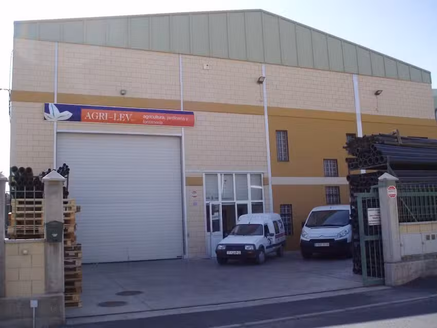 AGRI-LEV. Tecnolog&iacute;a Avanzada En Riego.