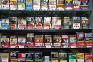 Angelines Estanco, Administración de Loterías y Tienda