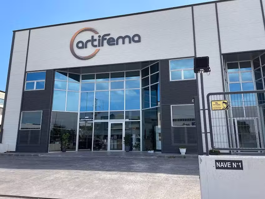 ARTIFEMA (Herrajes para muebles de cocina y carpinter&iacute;a)