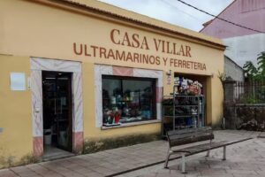 Casa Villar Ultramarinos Y Ferreteria