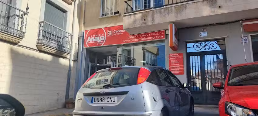 Comercial Anaya &ndash; Cadena88