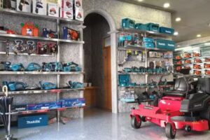 Comercial Bugar&iacute;n Husqvarna Mos