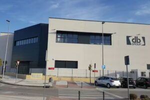 Distribuidora De Herrajes Y Complementos Diherco S L