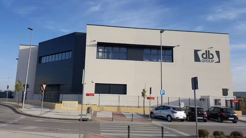 Distribuidora De Herrajes Y Complementos Diherco S L