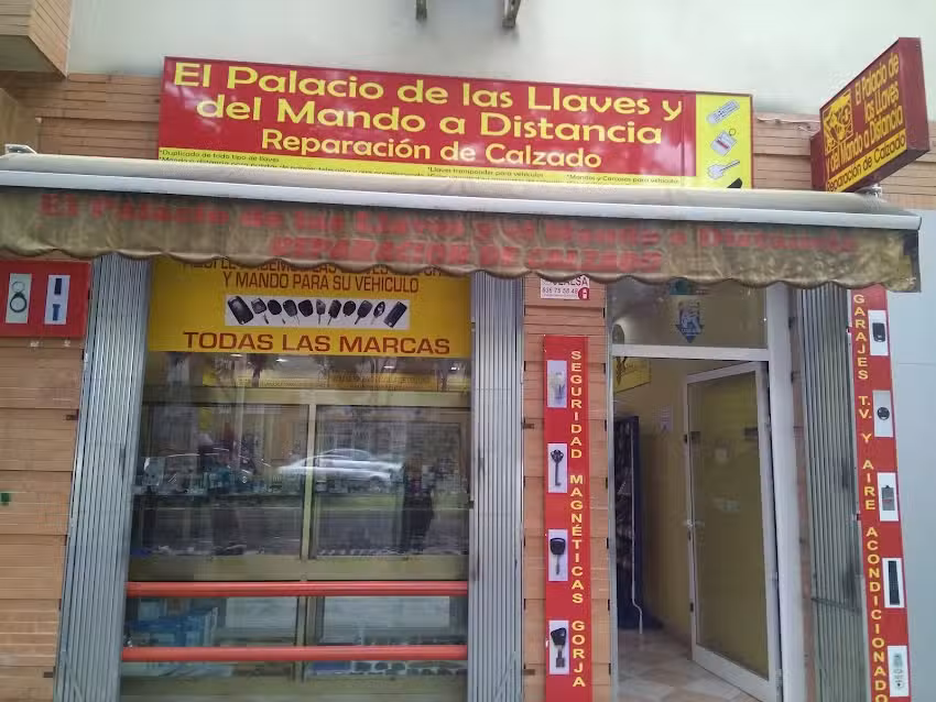 El Palacio de Las Llaves y del mando a Distancia