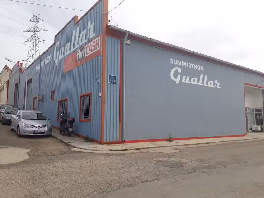 Electrodom&eacute;sticos y ferreter&iacute;a en Suministros Guallar (Caspe)