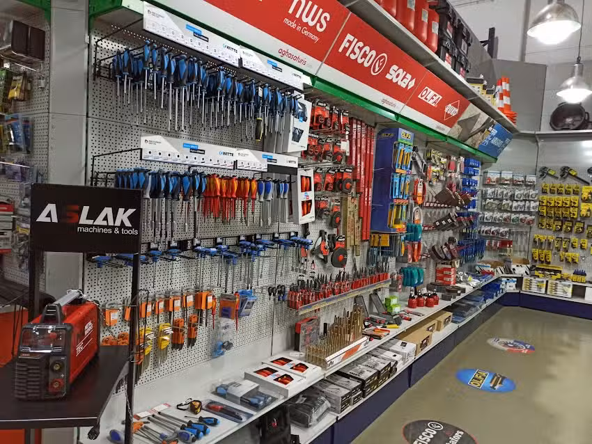 FERNOU Suministros Industriales Ferreter&iacute;a