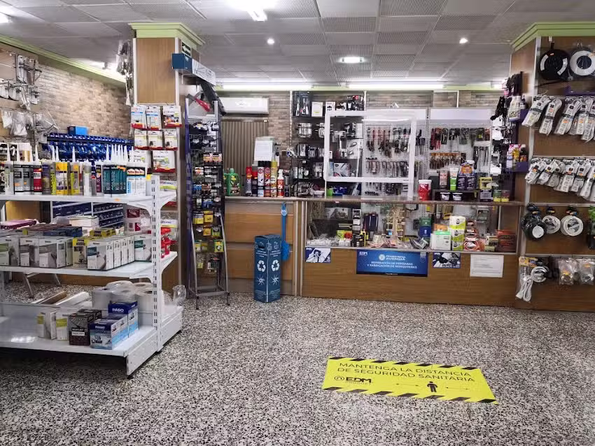 Ferreteria Avenida.Multipaterna