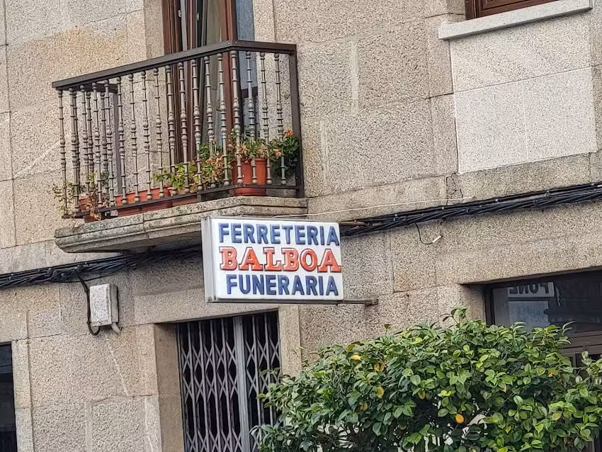 Ferreteria Balboa Funeraria