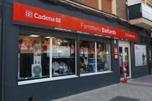 Ferretería Bastardo – cadena 88