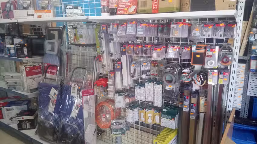 Ferreter&iacute;a BricoMix &ndash; Cadena 88