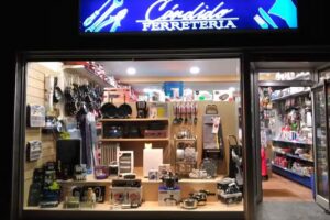 Ferreter&iacute;a C&aacute;ndido