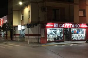 Ferreter&iacute;a Cayetano