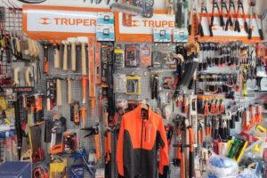 Ferreter&iacute;a Col&oacute;n en Yecla