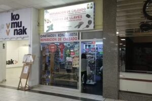 Ferreter&iacute;a, copias de llaves y reparaci&oacute;n de calzado