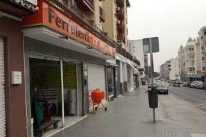 Ferreter&iacute;a El Llavin (Camino viejo de M&aacute;laga)