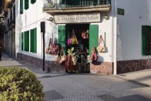 Ferreter&iacute;a Electricidad M&ordf; Rosario Berrotaran