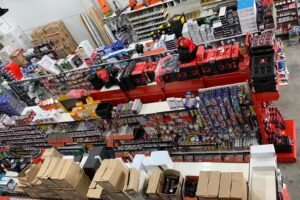 Ferreteria Elté – Polígono