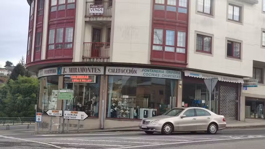 Ferreter&iacute;a J. Miramontes