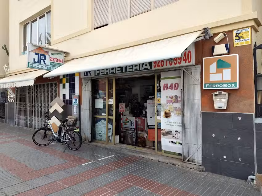 Ferreter&iacute;a JR RODRIGUEZ ARA&Ntilde;A S.L.
