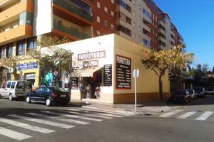 Ferreter&iacute;a La Campana