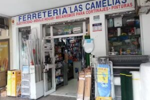 FERRETER&Iacute;A LAS CAMELIAS