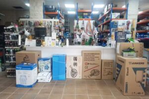 FERRETERIA LOS GALLOS