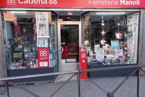 Ferreter&iacute;a Manoli