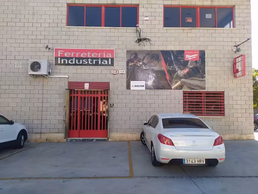 Ferreter&iacute;a ▷ Mant. Alicantina de Vallas S.L.