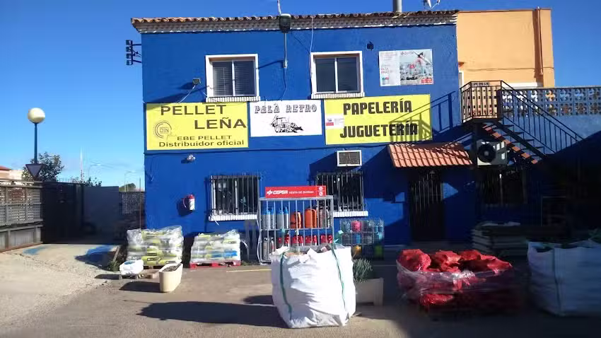 Ferreter&iacute;a Mar&iacute;a de Huerva,Centro Comercial