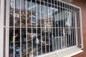 Ferreter&iacute;a Moreras S L