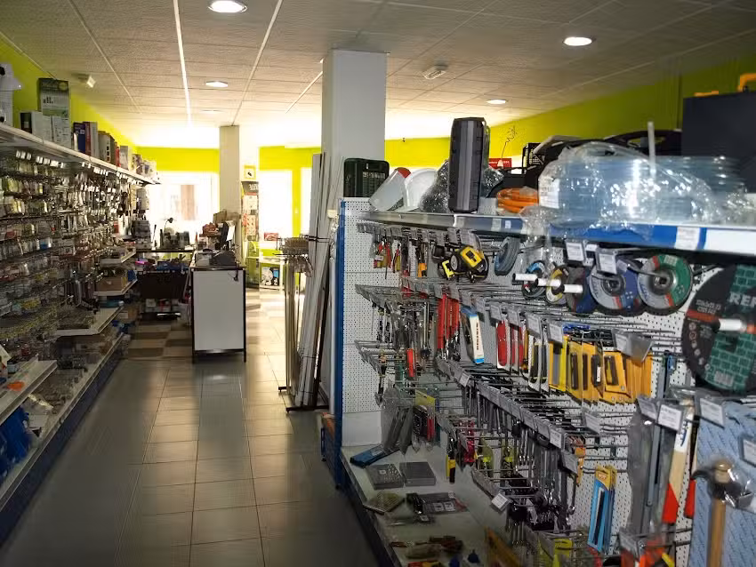 FERRETERIA NUEVO CACERES MANTENIMIENTOS