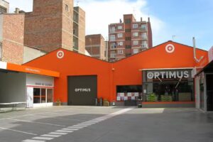 Ferreter&iacute;a Portol&eacute;s (Parking)