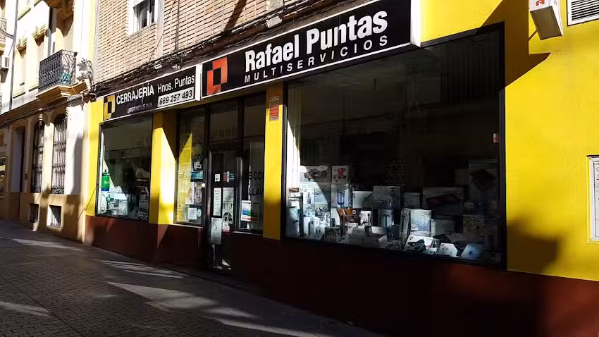 FERRETER&Iacute;A PUNTAS