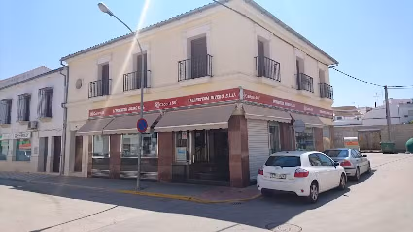 FERRETERIA RIVERO S.L.