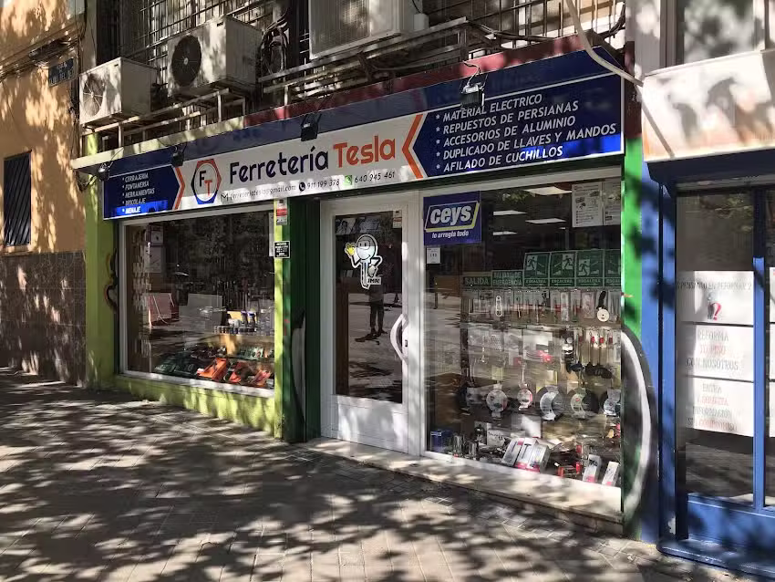 Ferreter&iacute;a Tesla
