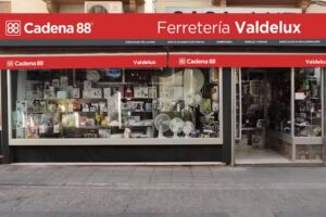 Ferreter&iacute;a Valdelux/Casaluz/Cadena88