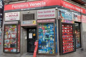 Ferretería Venecia Cadena88
