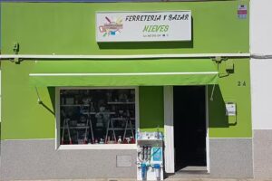 FERRETERÍA Y BAZAR NIEVES