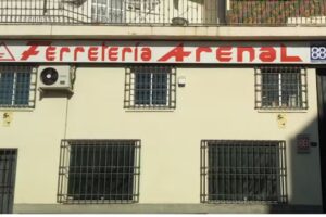 Ferretería y Suministros Arenal