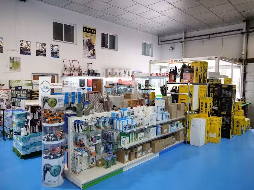 Fransa | Suministros Agr&iacute;colas | Fontaner&iacute;a y Riego | Ferreter&iacute;a | Taller Veh&iacute;culos | Alimentaci&oacute;n Animal | Electrodom&eacute;sticos