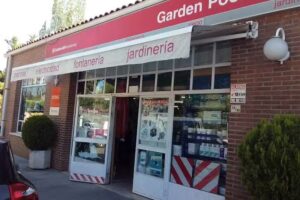 Garden Pool Santo Domingo SL