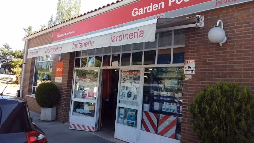 Garden Pool Santo Domingo SL