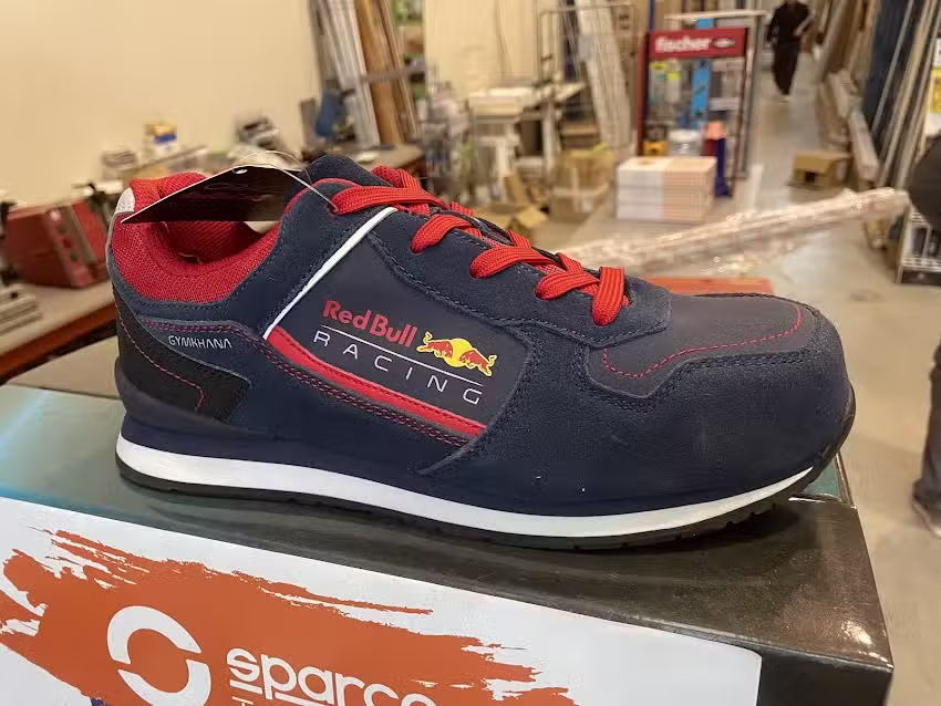 Igartua Burdindegi Biltegia-Almac&eacute;n De Ferreter&iacute;a