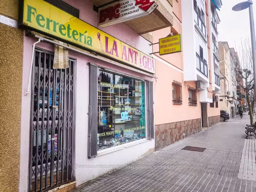La Antigua Ferreter&iacute;a