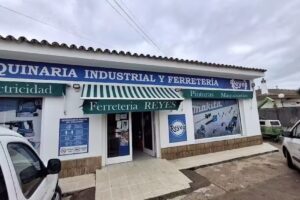 MAQUINARIA Y FERRETERIA REYES S.L.