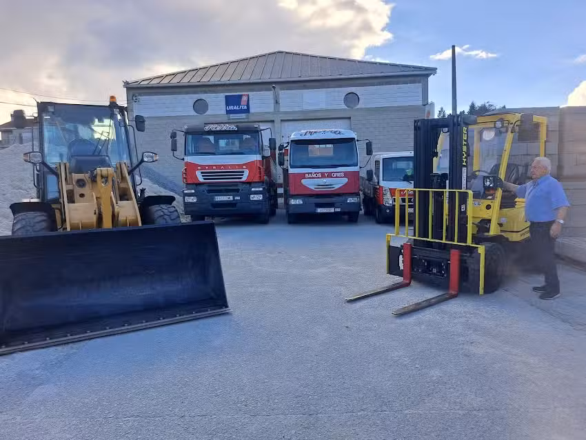 Material de construcci&oacute;n Cesar Sierra Fern&aacute;ndez