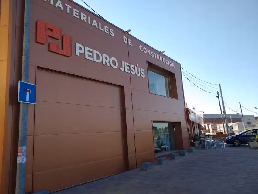 Materiales de Construcci&oacute;n Pedro Jes&uacute;s