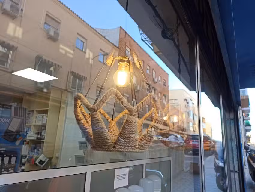 Torres Iluminaci&oacute;n (Ferreter&iacute;a Torres)